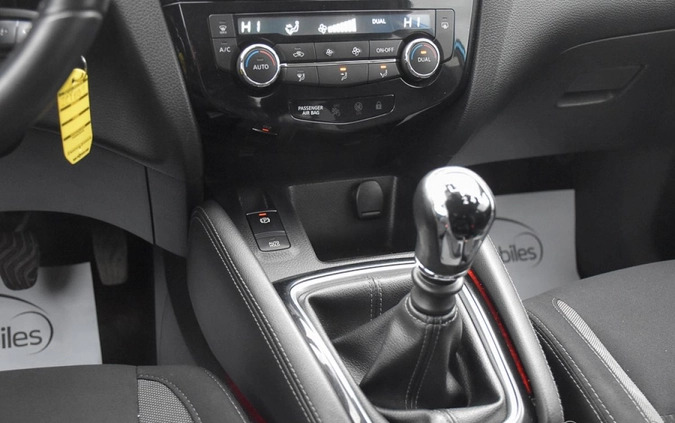 Nissan Qashqai cena 66912 przebieg: 167000, rok produkcji 2018 z Choszczno małe 742
